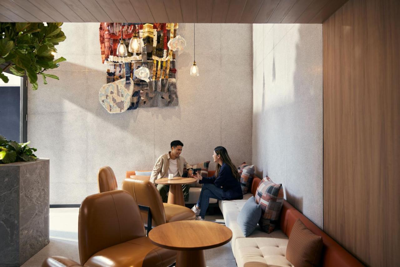 Отель Asai Bangkok Sathorn Экстерьер фото
