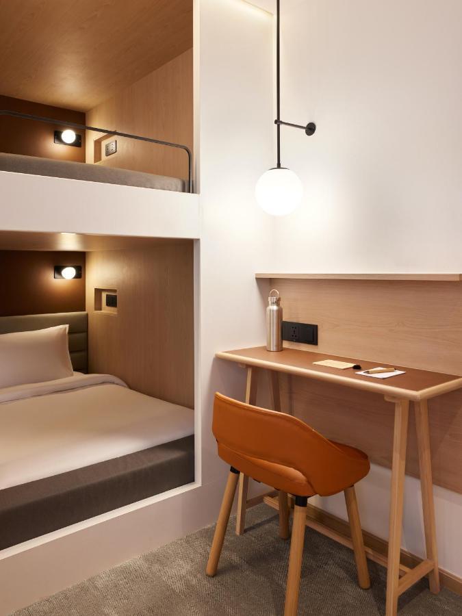 Отель Asai Bangkok Sathorn Экстерьер фото